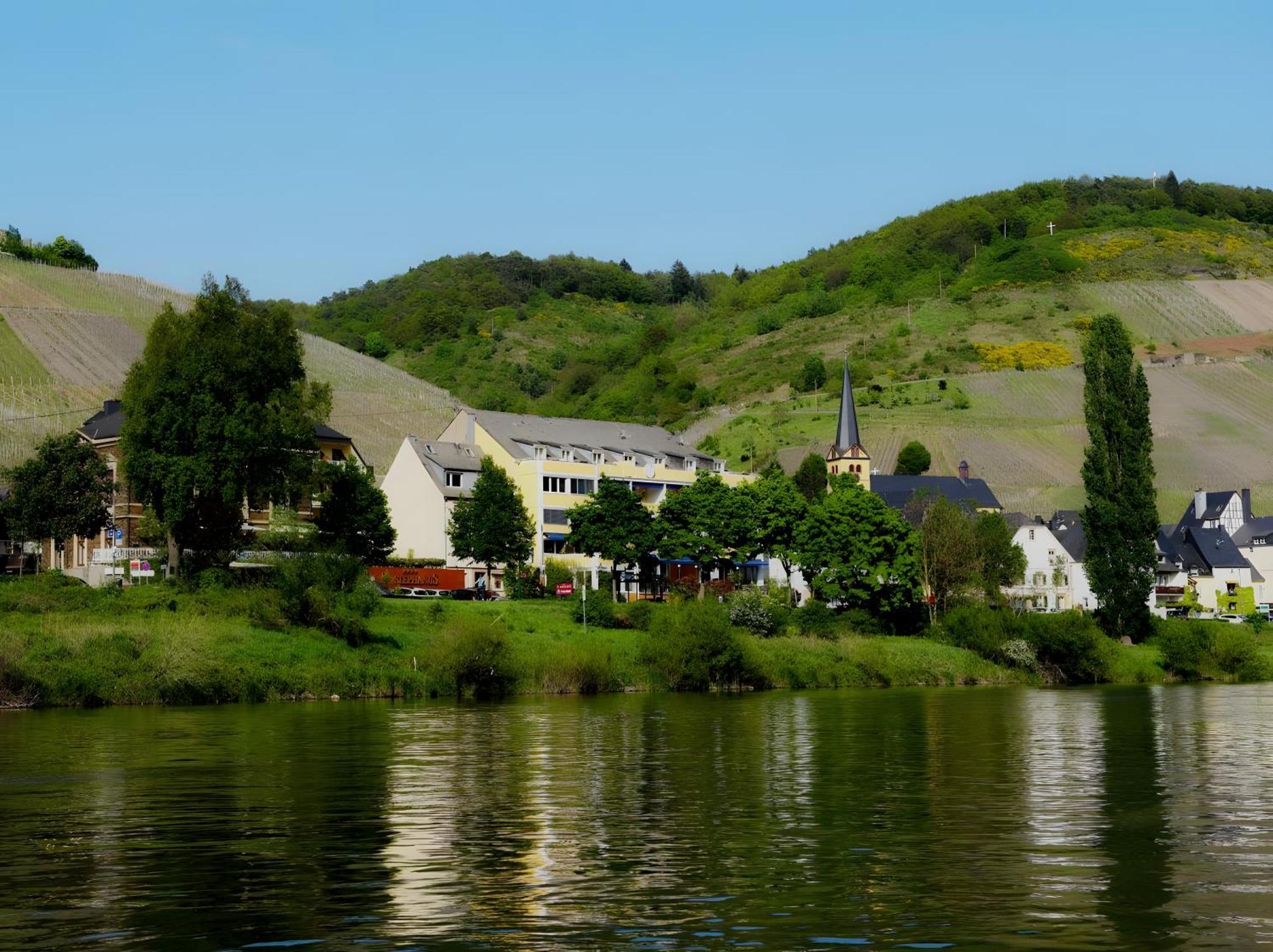 Vegan Hotel Und Restaurants Nicolay 1881 Zeltingen-Rachtig Eksteriør billede